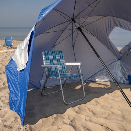 Strandparasol stor model, beskytter både mod sol og vind.