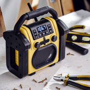Robust Byggeradio med Bluetooth og Opladningsfunktion