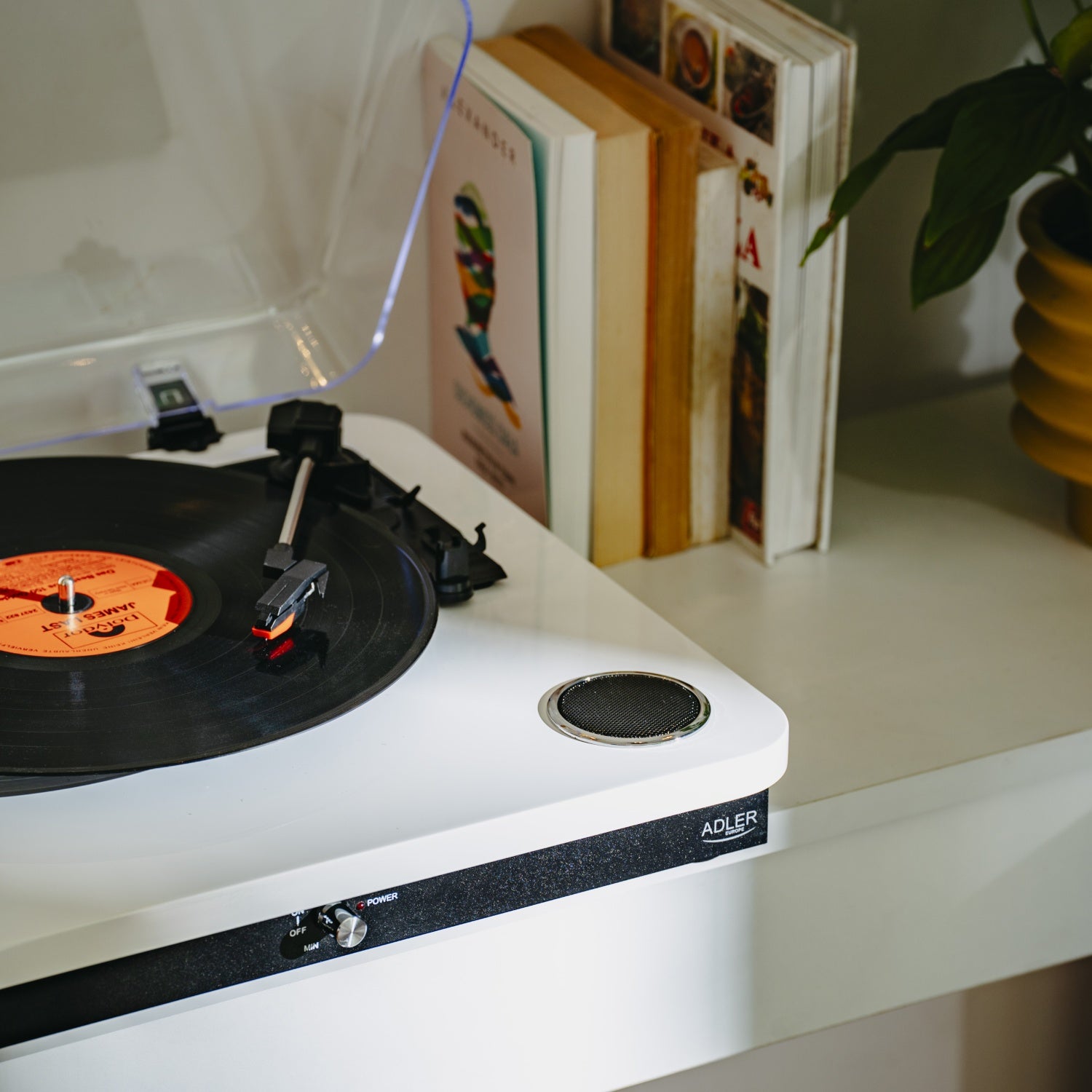 Pladespiller Hvid/træ farve med Bluetooth & USB optagelse