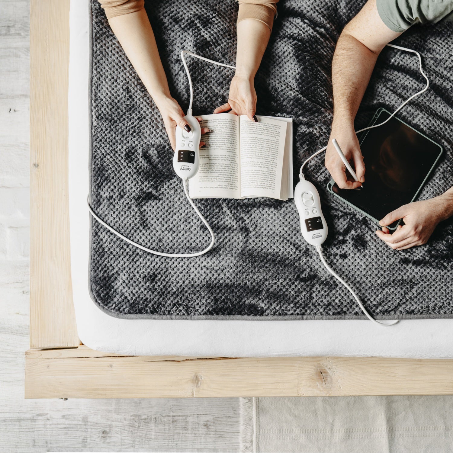 Varmetæppe 160 x 150 cm, dobbelt, med Timer, 2 fjernbetjeninger (2 x 60W)