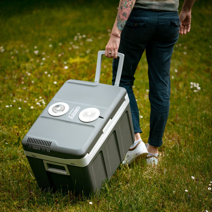 40 Liter Køle- og Varmekasse til Bil – Med Hjul, Dobbelt Strøm og Elegant Design