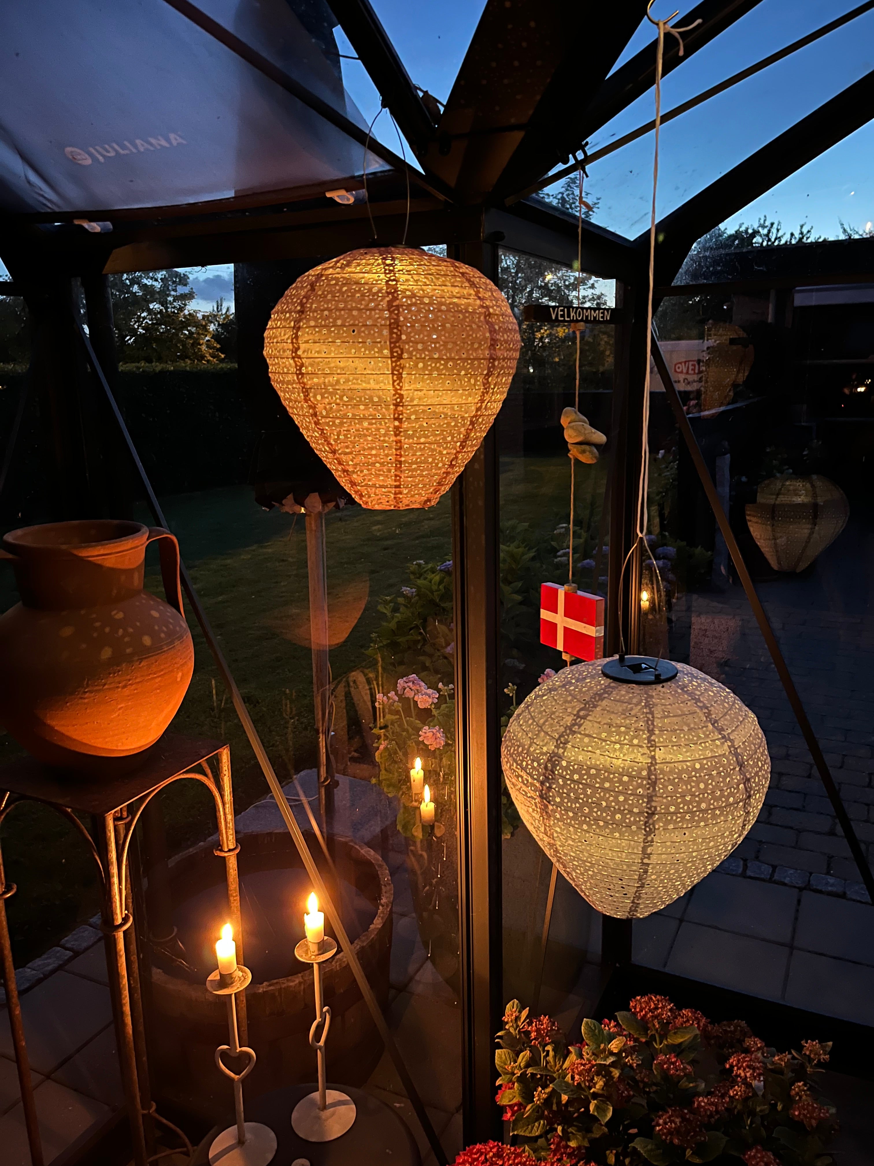 Rispapir solcellelamper i 4 farver