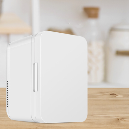 8L Mini Køleskab – Perfekt til Drikkevarer og Hudpleje