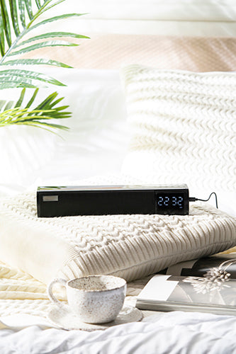 Multifunktionel Bluetooth Soundbar med Ur og Alarm