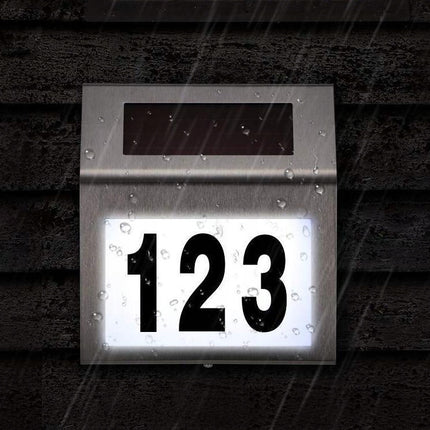 Husnummer med solcelle belysning i Rustfrit Stål
