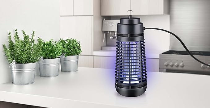 Kraftig myg- og fluefælde fra Grundig med blå lys