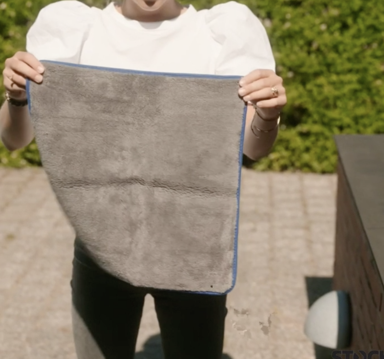 Bilhåndklæde microfiber - We Do Better