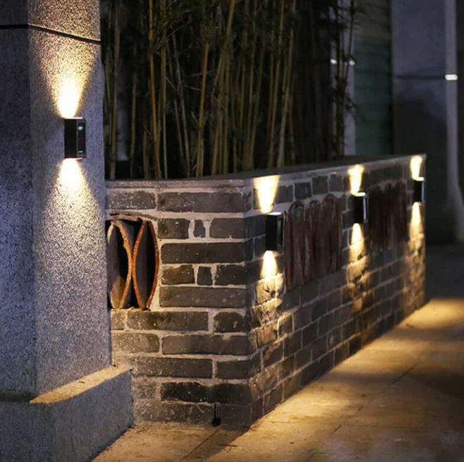 Solcelle lampe up & down - 2 stk - We Do Better