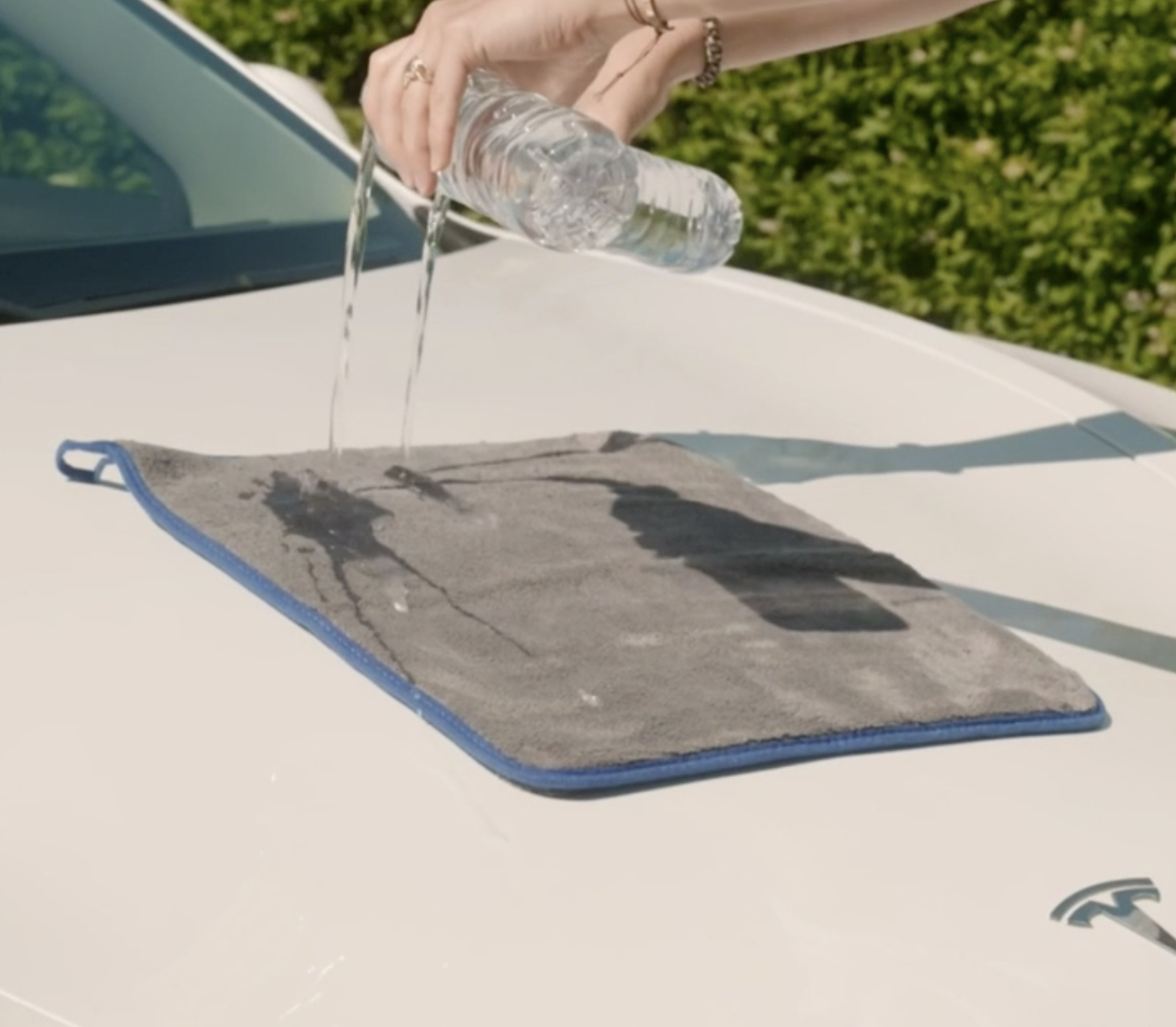 Bilhåndklæde microfiber - We Do Better